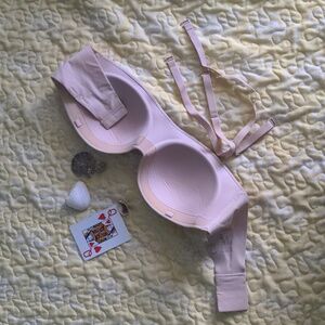 UNIQLO adjustable strapless bra